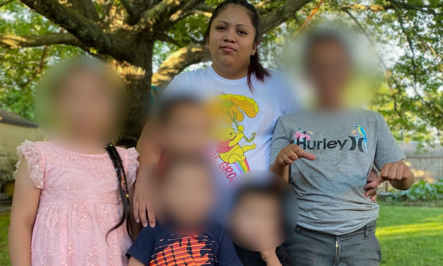 El drama de una salvadoreña, madre de 5 hijos, arrestada por ICE y en proceso de deportación